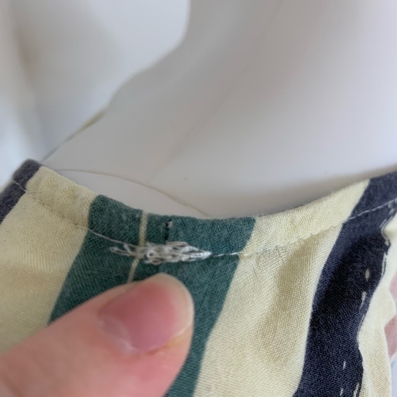 Soprano striped top scoop neck 3/4 balloon sleeve M - Picture 10 of 11